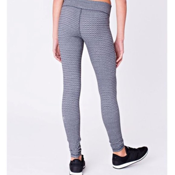 Ivivva Digi Weave Rhythmic Tight - Picture 3 of 12